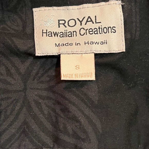 ROYAL HAWAIIAN CREATIONS button down short sleeve shirt small surfboard turtles - Picture 6 of 7